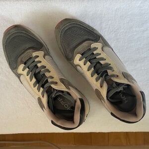 Hoff Seoul Women's Sneakers - size 9